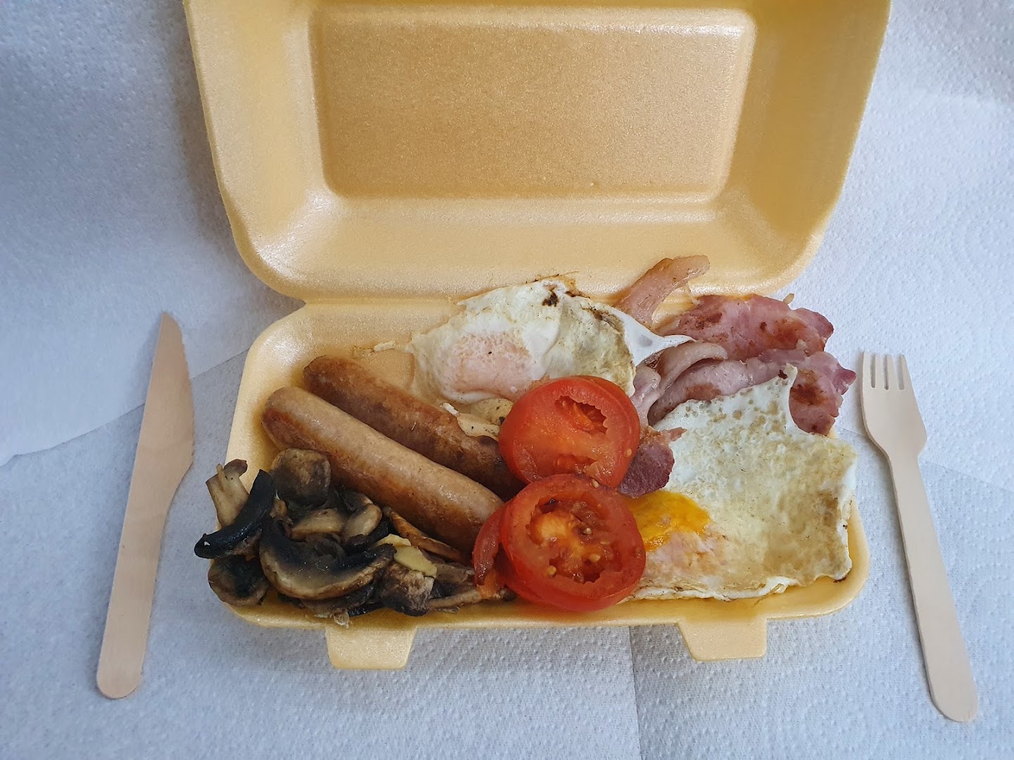 Berry's brunch snack van · Photos 4